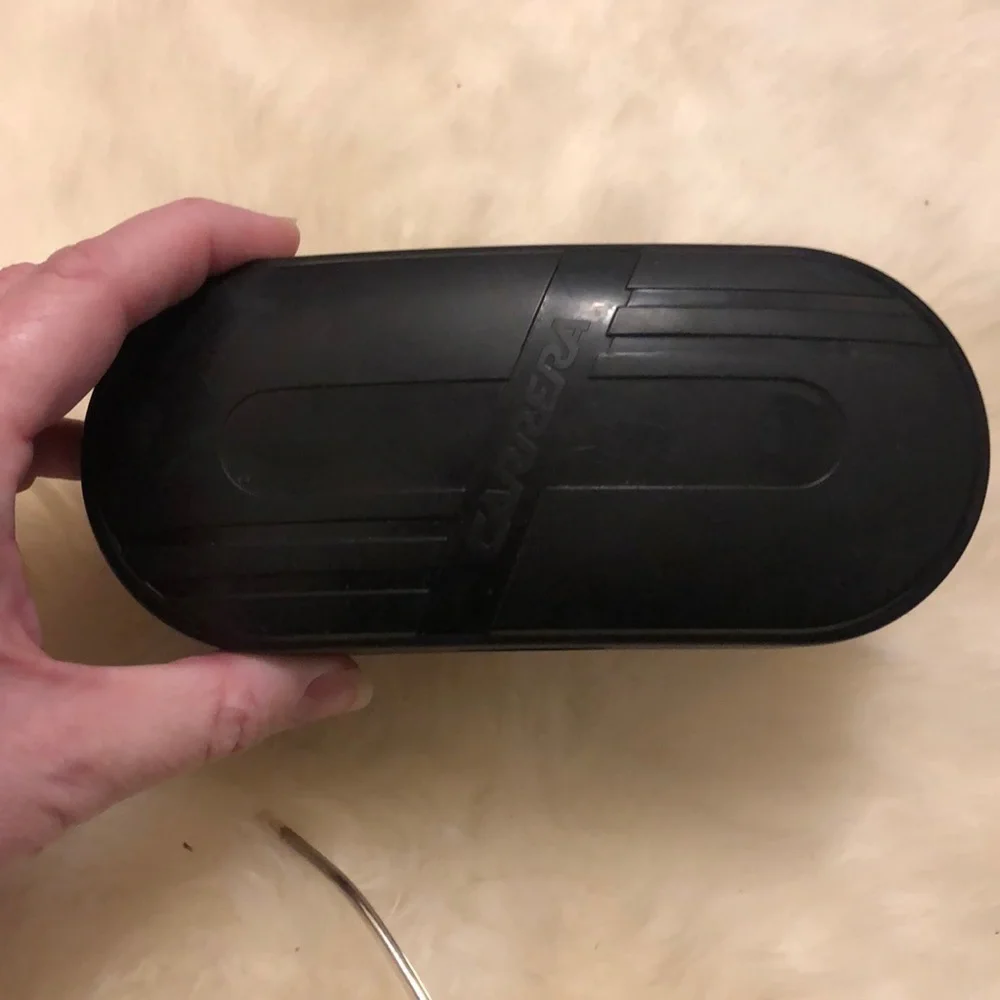 Carrera Sunglasses w case - Picture 4 of 5